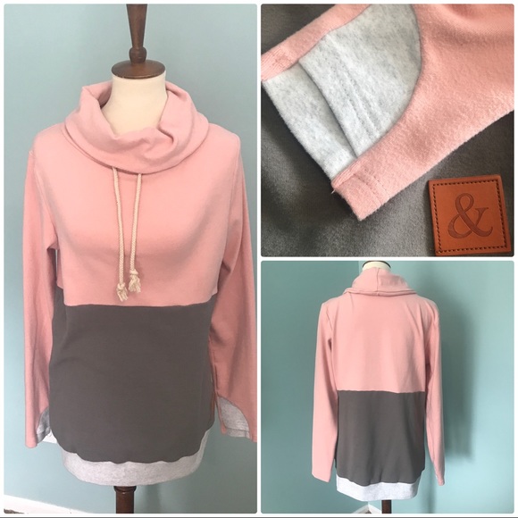 Ampersand Avenue Tops - Ampersand Pink & Gray Cowl Neck Sweatshirt - Large